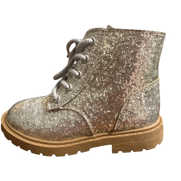 Old Navy Girls Silver Glitter Combat Boots Size 8 Toddler - Picture 3 of 6